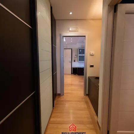 Gateway Airport Elegant Flat With Car Park * 巴里